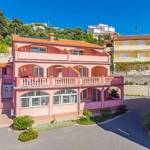  Apartment Marija